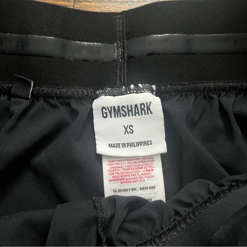 Gymshark Training Loose Fit Shorts XS - Picture 2 of 5